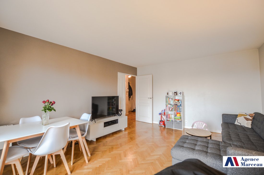 Apartment in Hôtel de Ville, Courbevoie, France 4 - 17612297