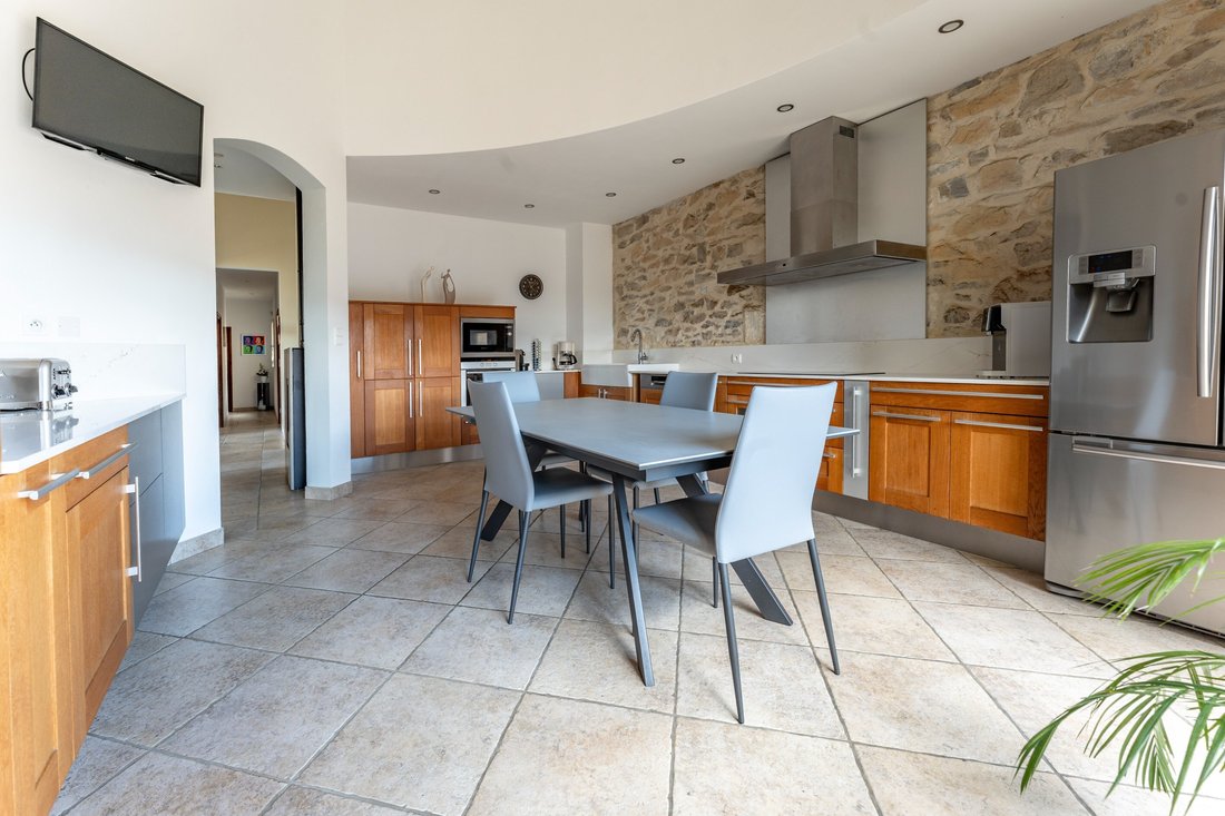 House in Saint-Laurent-d'Aigouze, Occitania, France 3 - 16768302