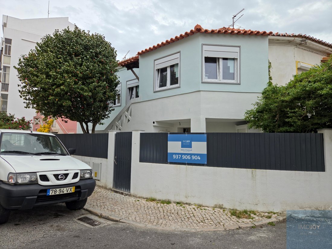 House in Agualva-Cacem, Lisbon, Portugal 1 - 17613248