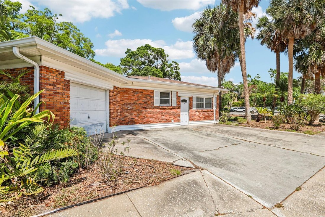 House in Tampa, Florida, United States 2 - 17603777