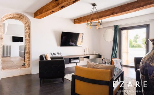 19th Century Château With 4,34 Hectare Wooded Park Swimming Pool Burgundy, Near Beaune