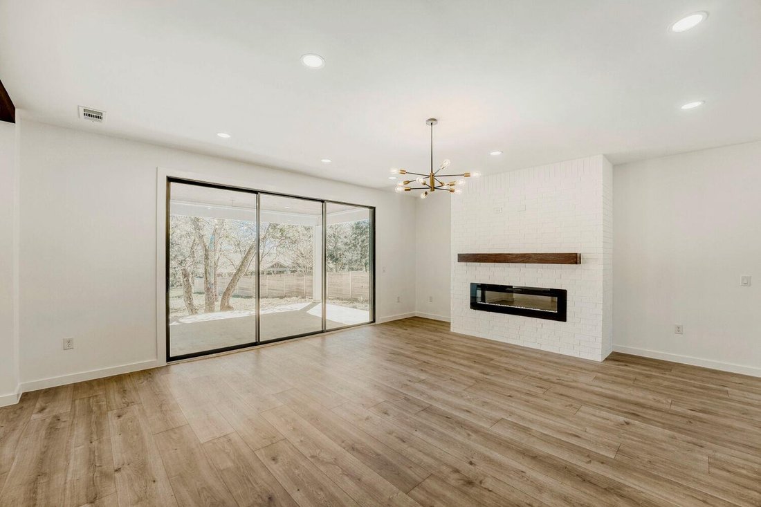 House in Bastrop, Texas, United States 5 - 17610096