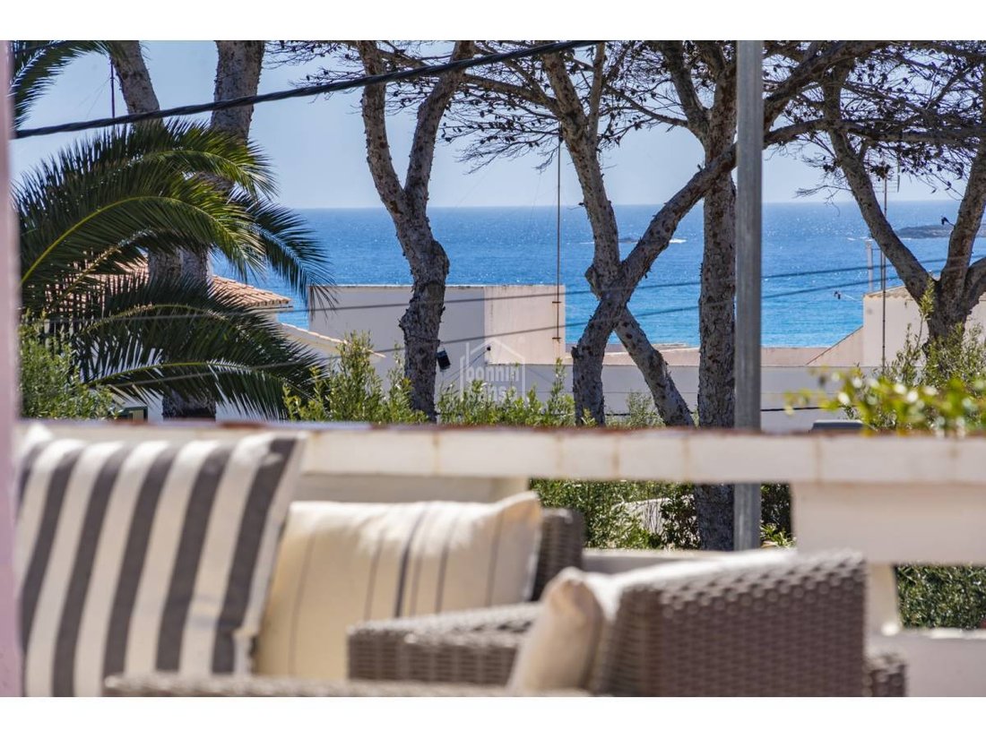 Villa in Punta Prima, Sant Lluis, Balearic Islands 2 - 17431949