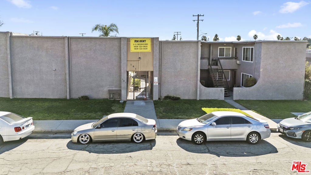 San Bernardino, California, United States 3 - 17605792