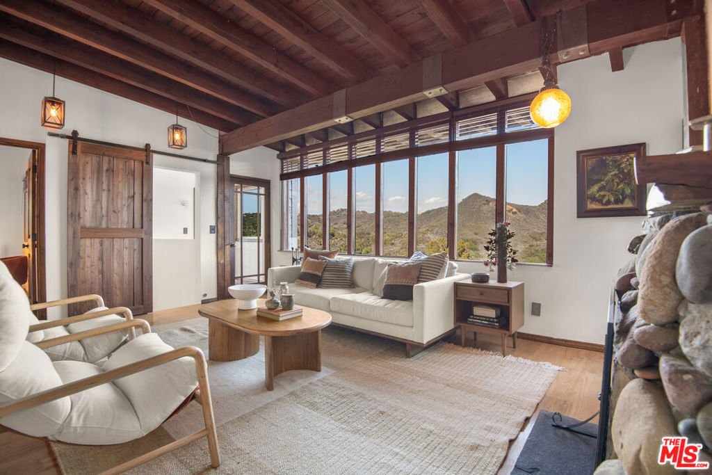 House in Topanga, California, United States 3 - 17605979