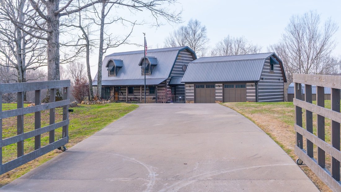House in Waverly, Tennessee, United States 2 - 17607271