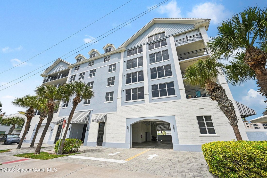 Condo in Cocoa Beach, Florida, United States 1 - 17612739