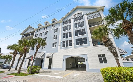 Condo in Cocoa Beach, Florida, United States 1