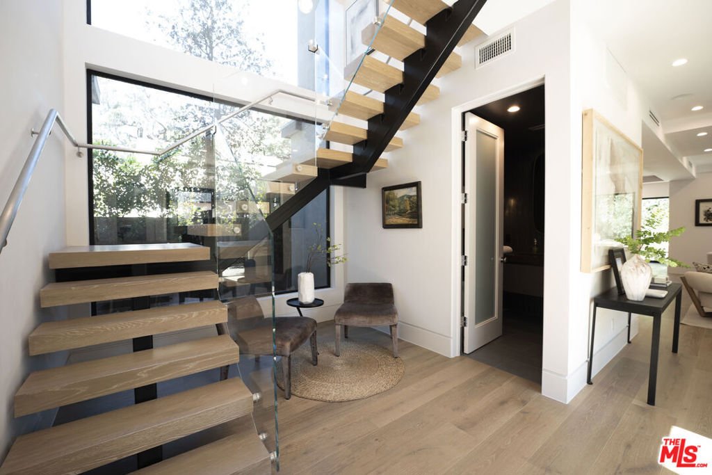 House in Los Angeles, California, United States 3 - 17606047