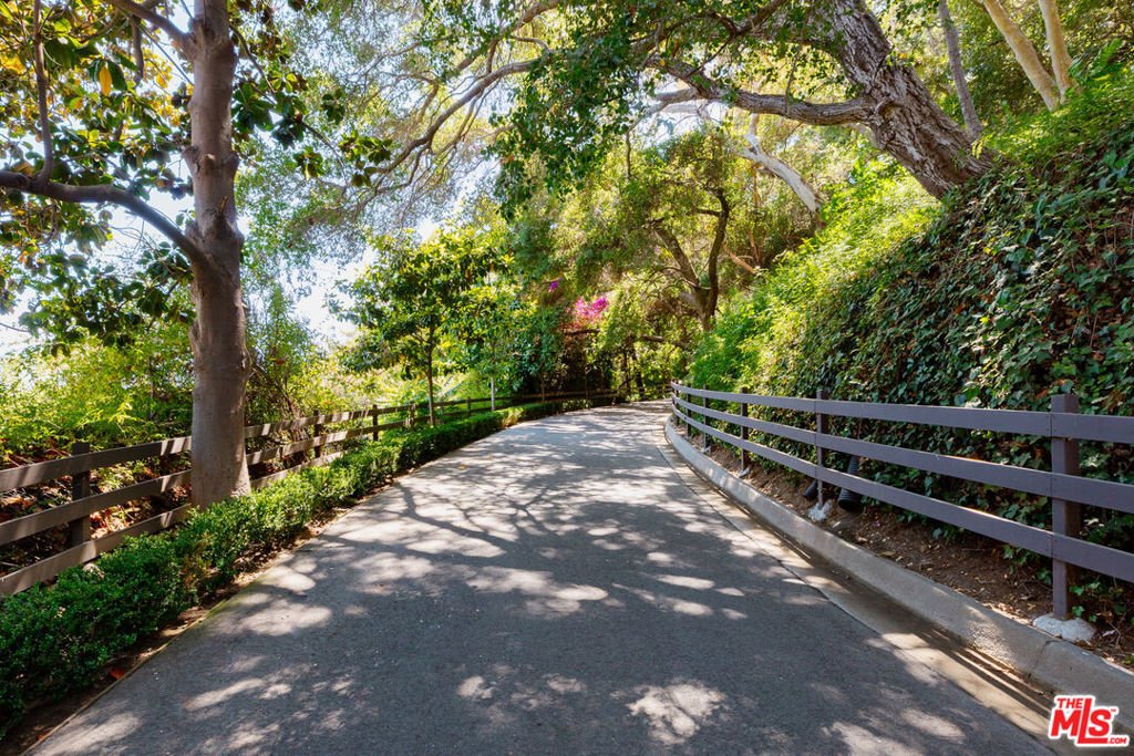 House in Los Angeles, California, United States 4 - 17606714