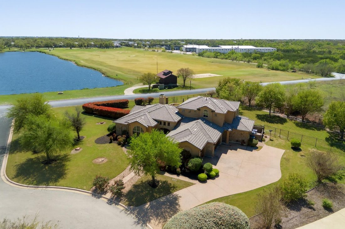 House in Georgetown, Texas, United States 4 - 17609733