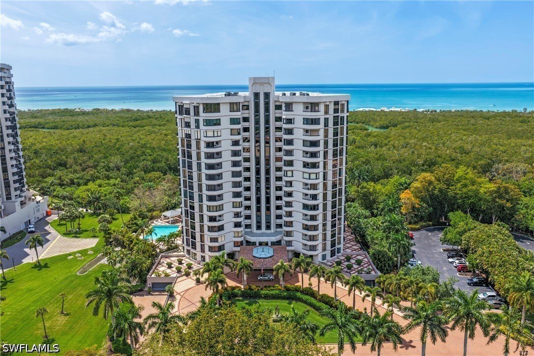 Condo in Naples, Florida, United States 2 - 17602190