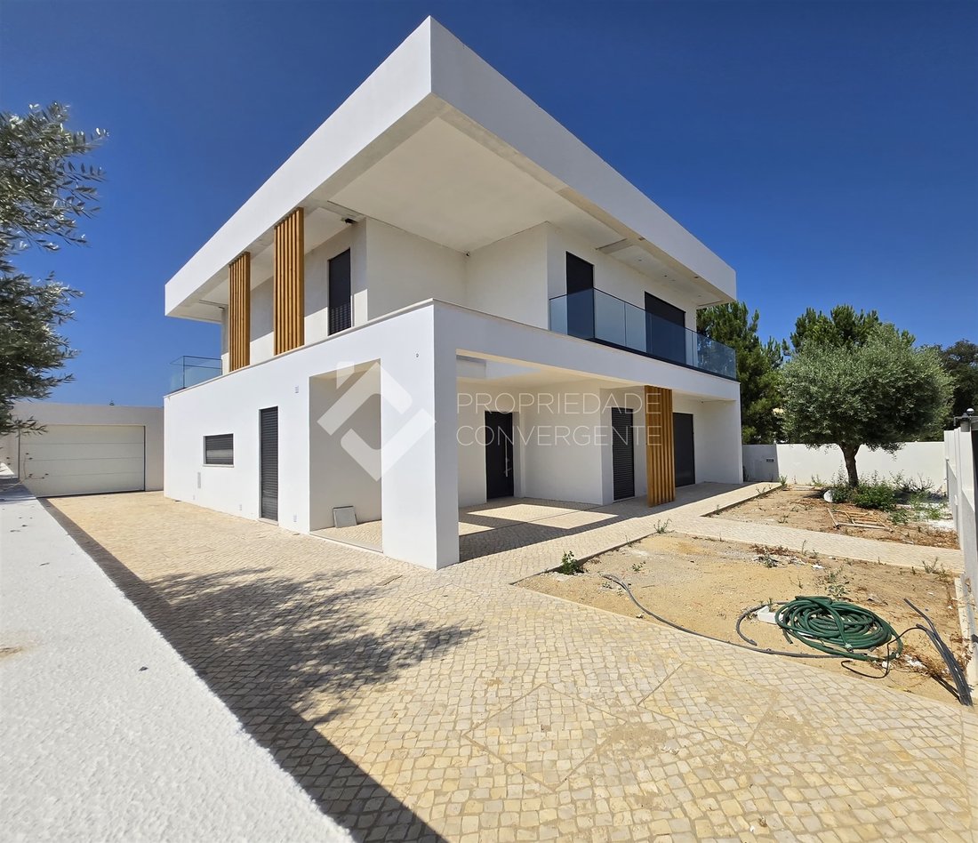House in Azeitao (Sao Lourenco e Sao Simao), Setubal, Portugal 1 - 17612139
