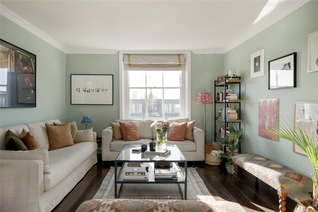 Apartment in Holland Park, Kensington And Chelsea, England 1 - 17598487