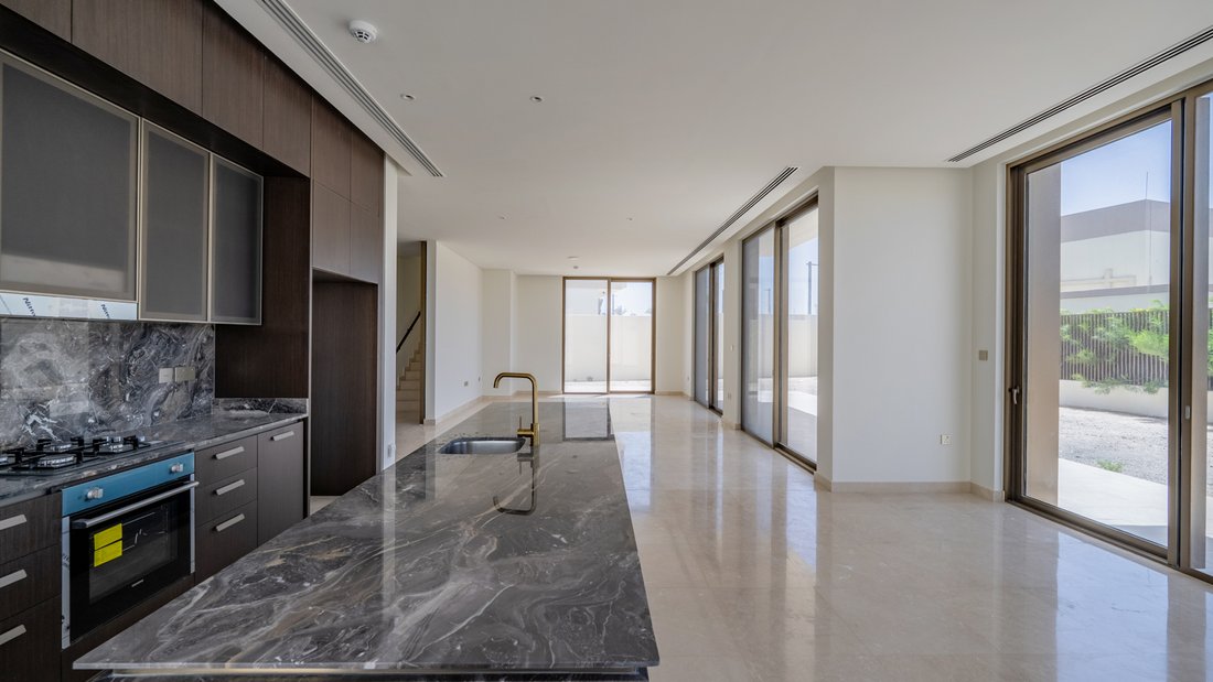 Villa in Hadaeq Sheikh Mohammed Bin Rashid, Dubai, United Arab Emirates 5 - 17061876
