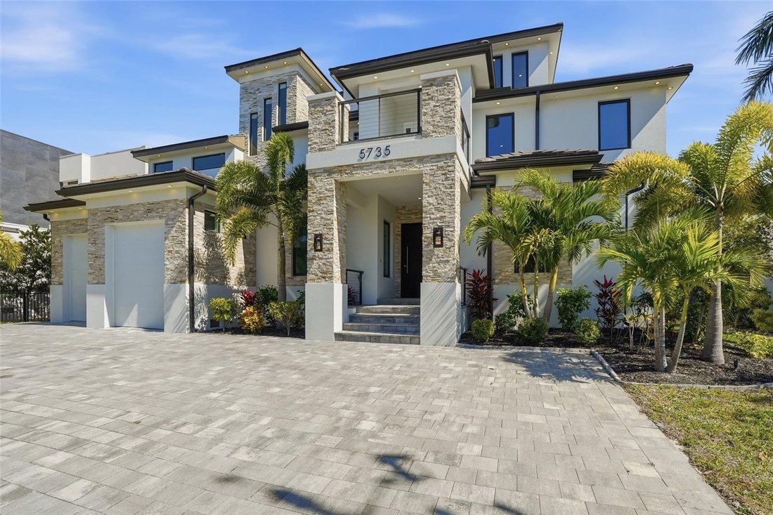 House in Cape Coral, Florida, United States 5 - 17604557