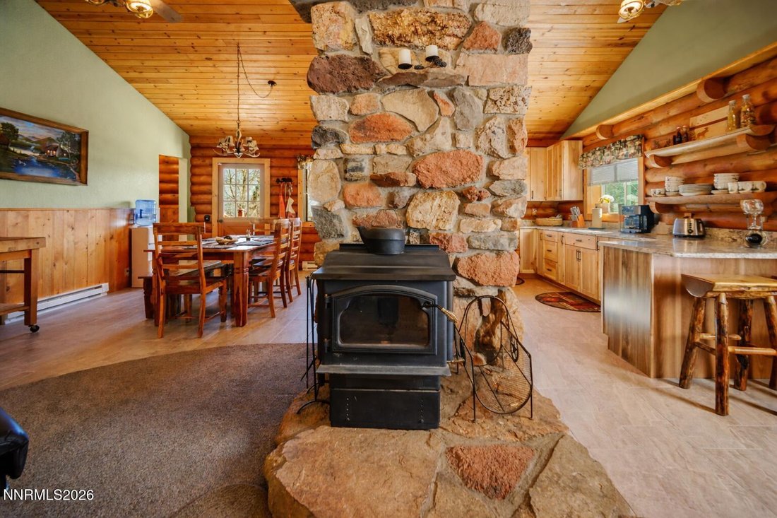 House in Reno, Nevada, United States 4 - 17599232