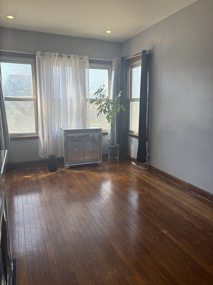 House in Elmwood Park, Illinois, United States 3 - 17608353