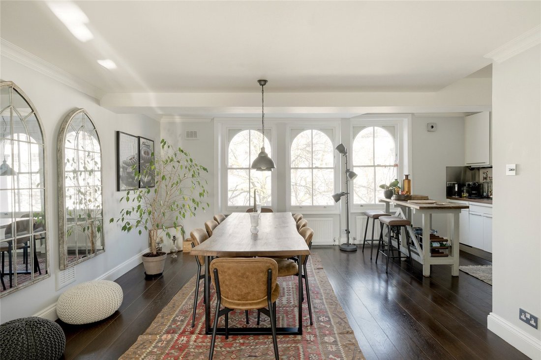 Apartment in Holland Park, Kensington And Chelsea, England 4 - 17598487