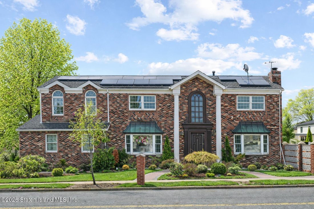 House in New York, New York, United States 1 - 17598523