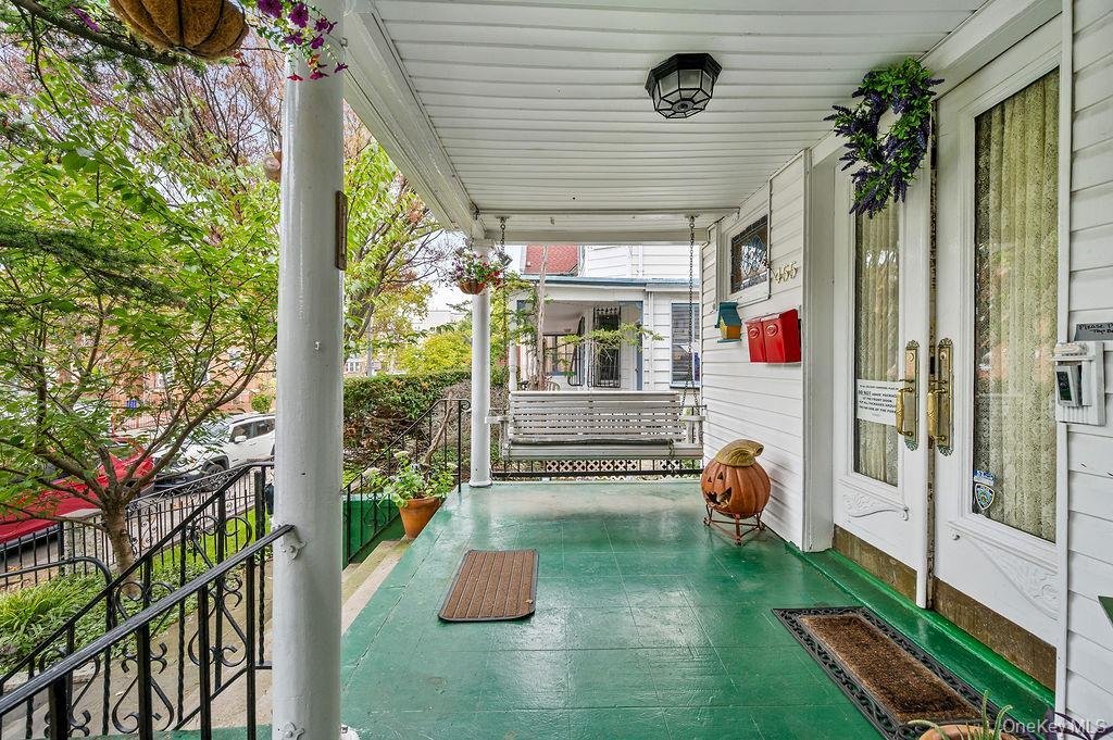House in New York, New York, United States 5 - 17613041