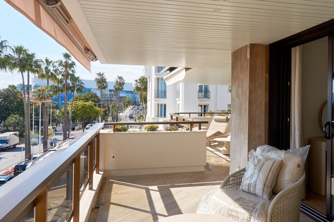 Apartment in Cannes, Provence-Alpes-Côte d'Azur, France 3 - 17612864