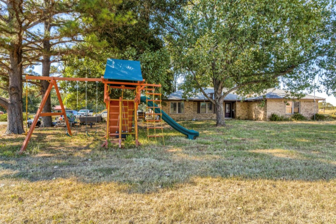 House in Elgin, Texas, United States 1 - 17609755