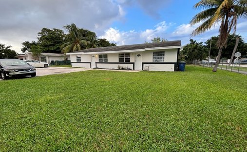 House in Hallandale Beach, Florida, United States 1