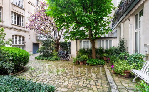 Apartment in Île Saint Louis, Paris 4e Arrondissement, Paris 1