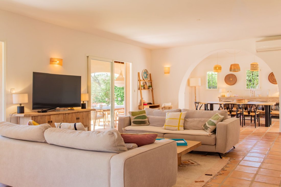 Villa in Grimaud, Provence-Alpes-Côte d'Azur, France 1 - 16662114