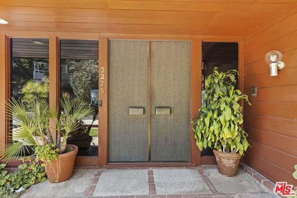 House in Glendale, California, United States 5 - 17606468