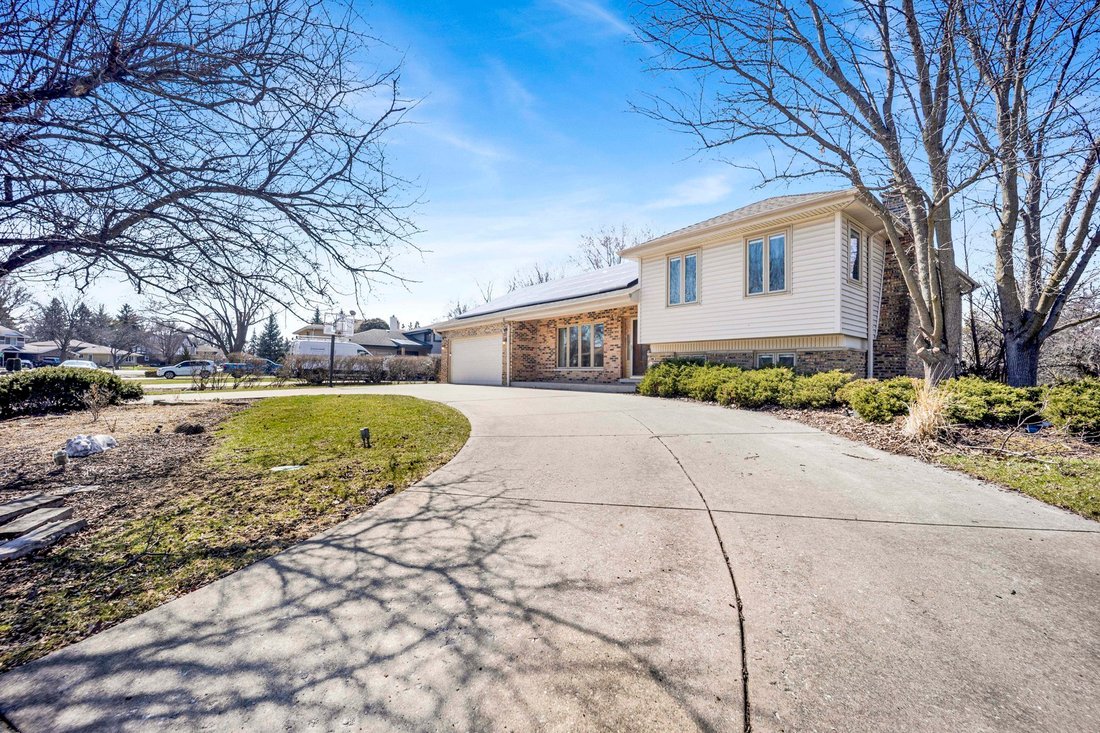 House in Medinah, Illinois, United States 2 - 17608070