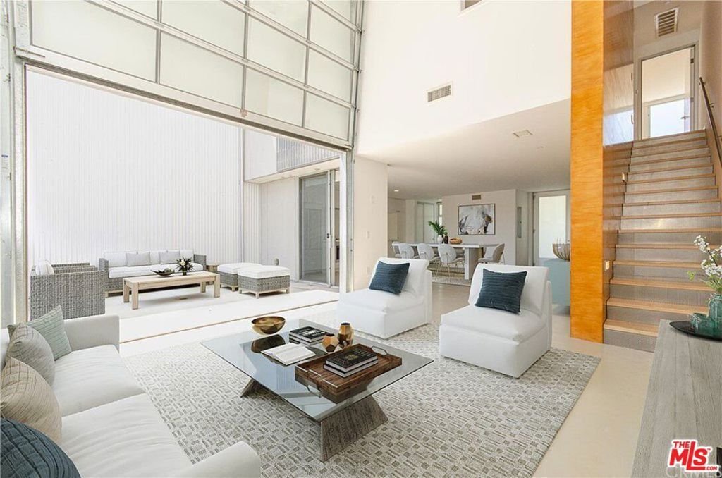 Condo in Los Angeles, California, United States 1 - 17606344