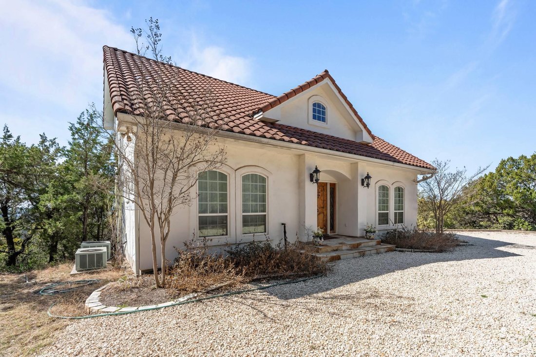 House in Jonestown, Texas, United States 3 - 17613251