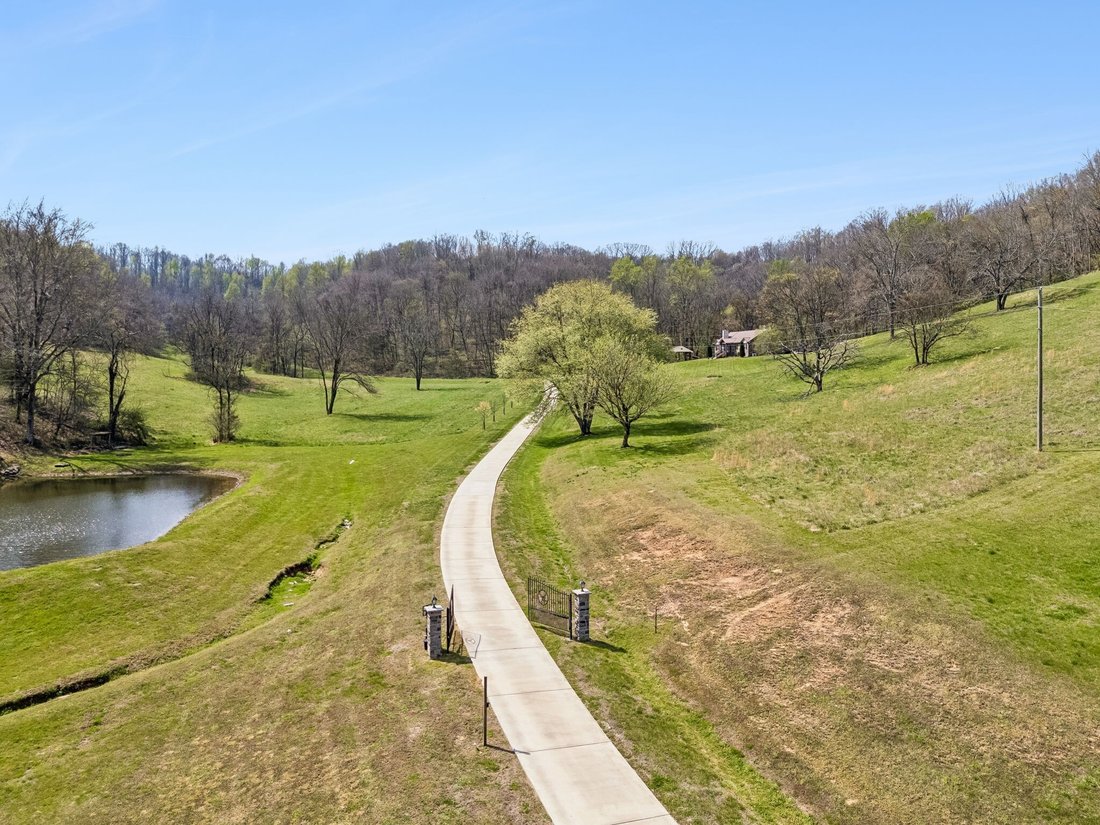 House in Pulaski, Tennessee, United States 4 - 16790222