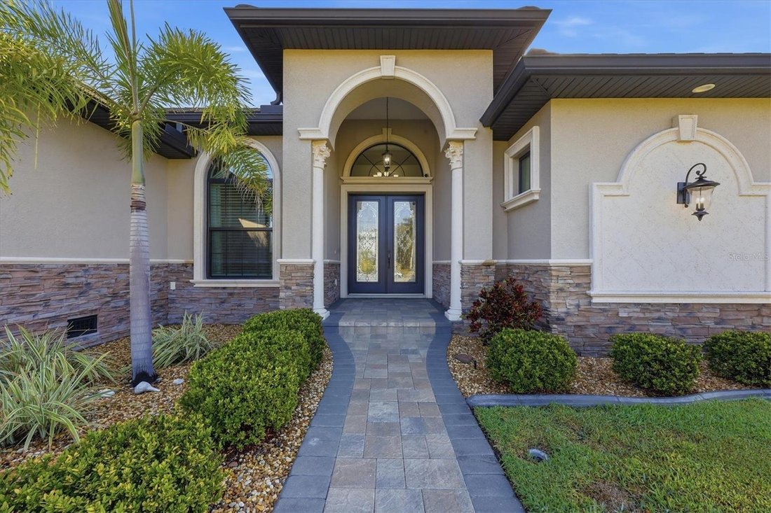 House in Port Charlotte, Florida, United States 3 - 17603720