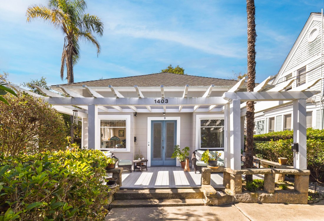 Santa Barbara, California, United States 1 - 17598739