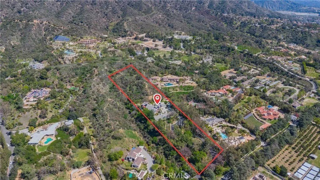 Bradbury, California, United States 3 - 16519303