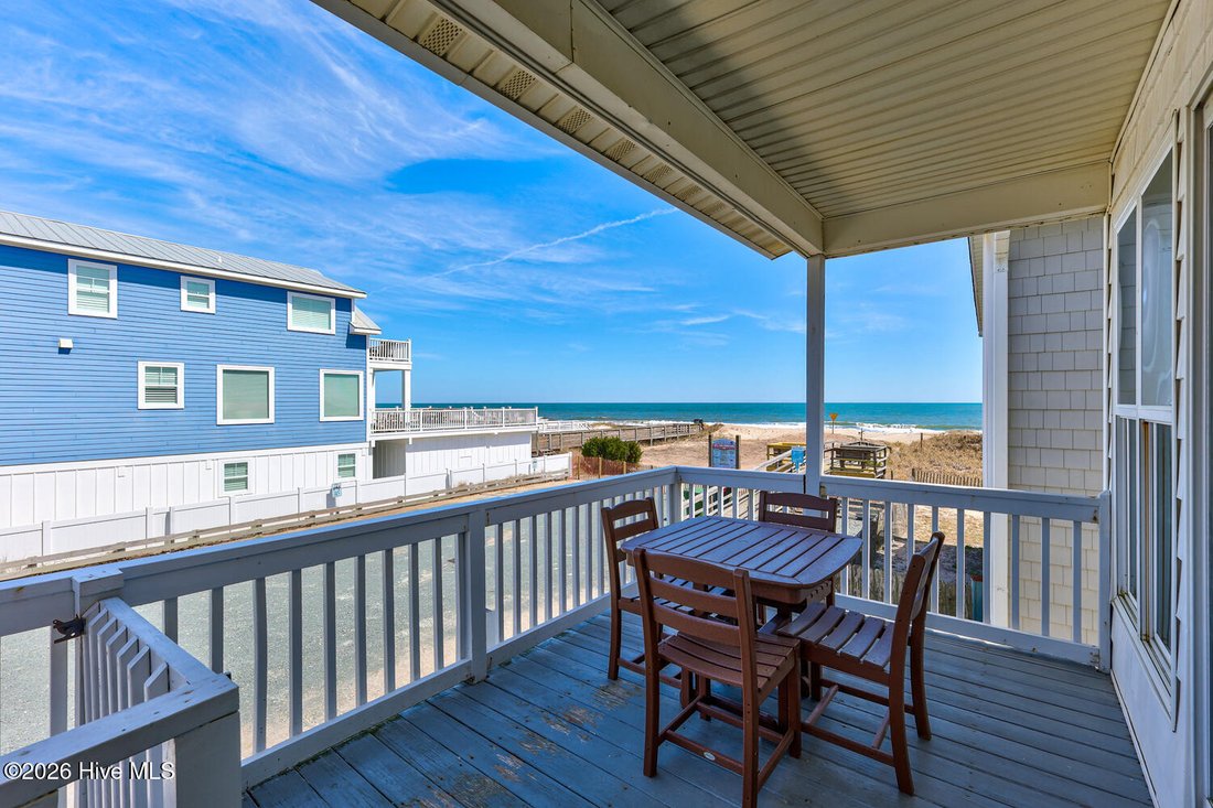 Maison de ville à Kure Beach, Caroline du Nord, États-Unis 2 - 17606276