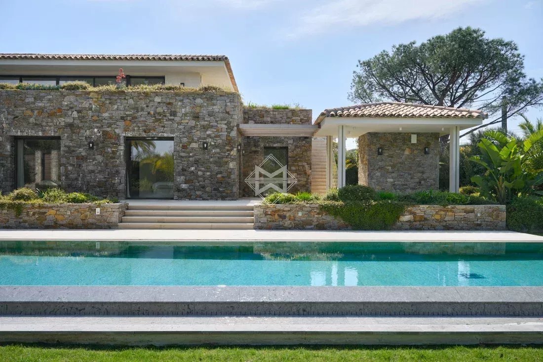 Estate in Zone Ouest Urbaine, Saint-Tropez, France 4 - 17602753
