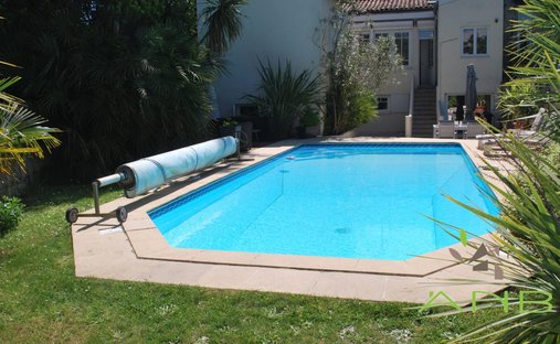 House in Saint Bruno-Saint Augustin, Bordeaux, France 1