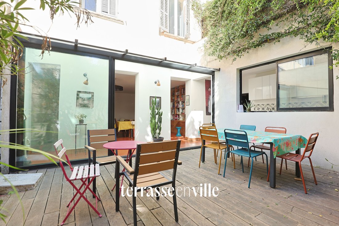 Apartment in Castellane, 6e Arrondissement, Marseille 2 - 17612506