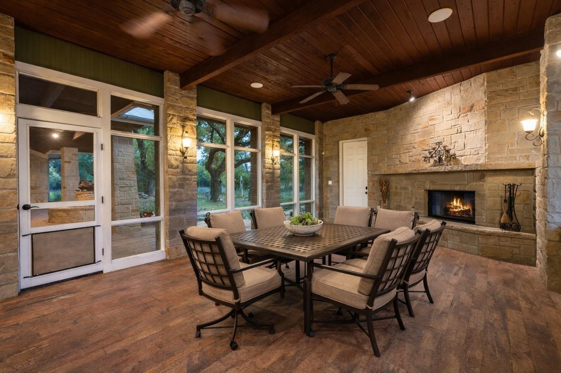 House in Spicewood, Texas, United States 4 - 17610396