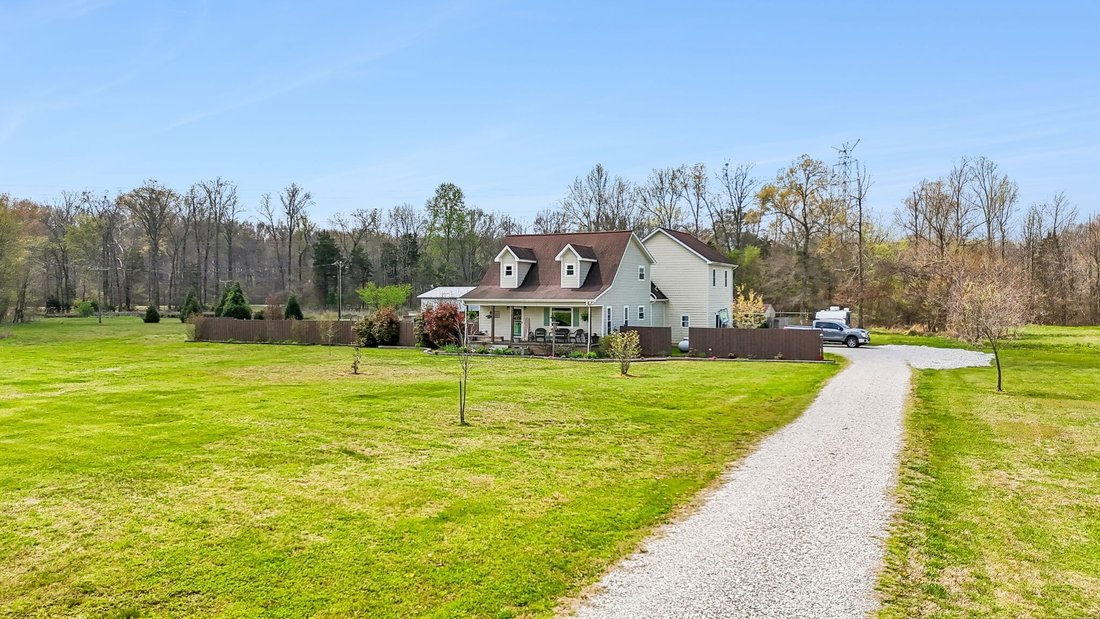 House in Decherd, Tennessee, United States 1 - 17607419