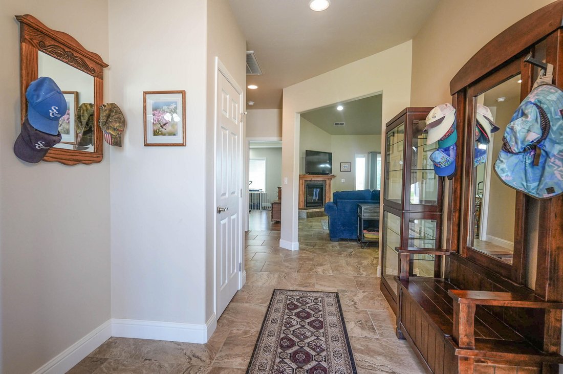 House in Klamath Falls, Oregon, United States 4 - 17599716
