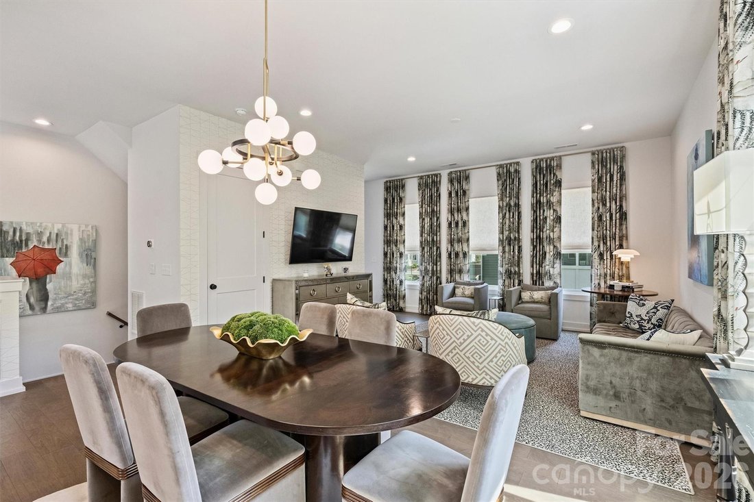 Condo in Charlotte, North Carolina, United States 5 - 17614106