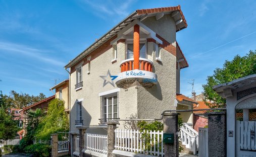 House in Manin-Jaurès, Paris 19e Arrondissement, Paris 1