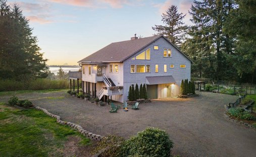 House in Pacific City, Oregon, United States 1