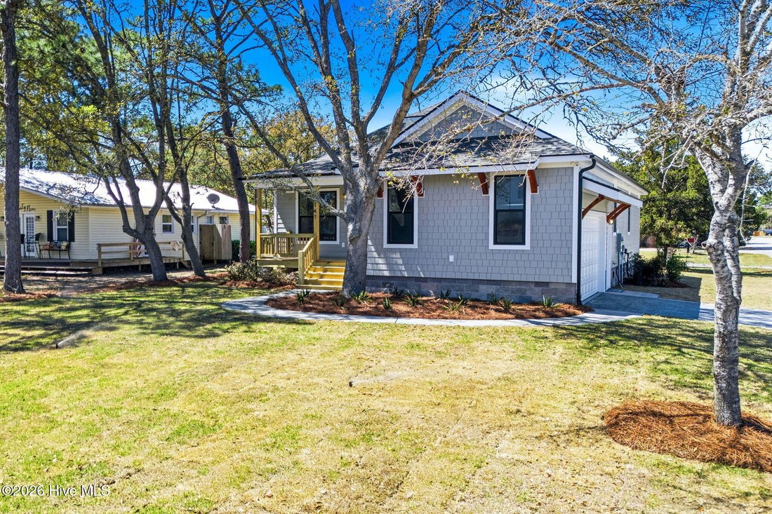 House in Oak Island, North Carolina, United States 5 - 17605216