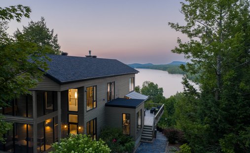 Haus in Eastman, Québec, Kanada 1